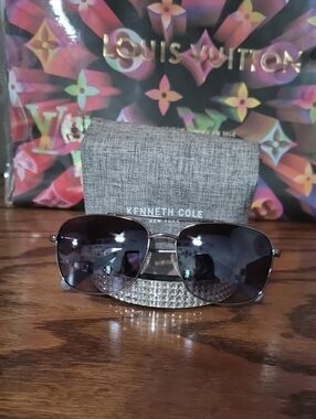 Kenneth Cole Aviator Navigator Sunglasses